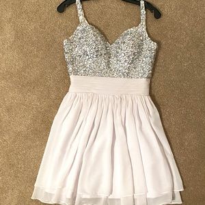 Beautiful Mini Dress by La Femme